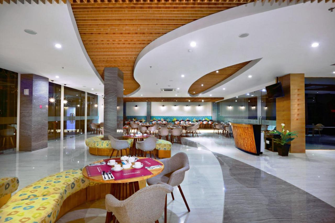 Favehotel Banjarbaru Exterior photo